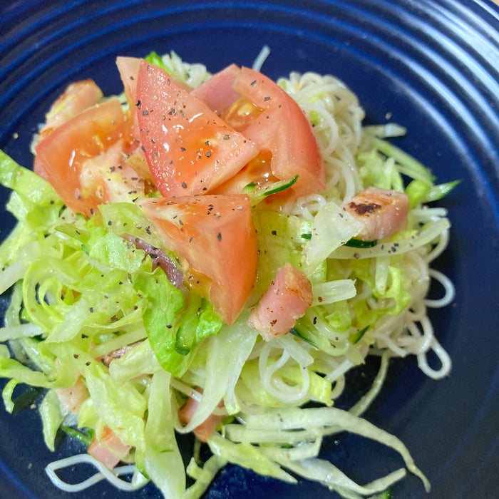 食欲がない日の夕食に！ベーコンレタスそうめん