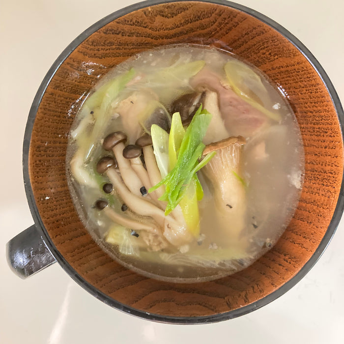 10分で！きのことさばの腸活やせスープ