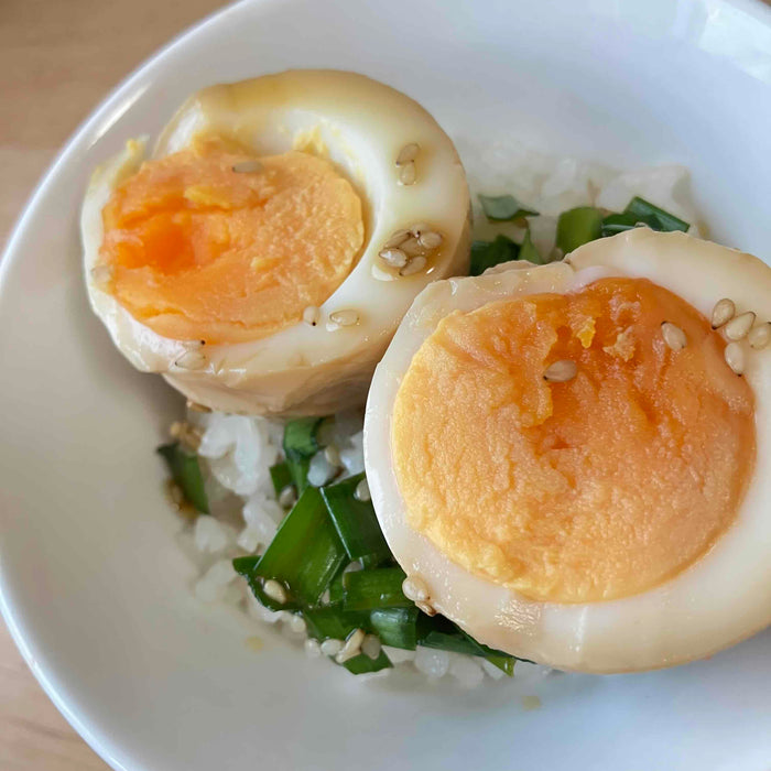 食欲そそる！やみつきニラ味玉