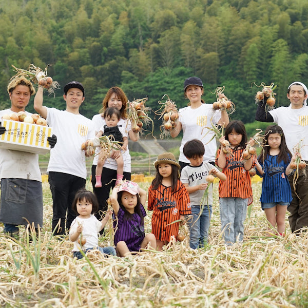 《予約販売 / 5月下旬発送》ひょうご安心ブランド認証　幻の真っ白な淡路島たまねぎ　3kg【兵庫県淡路島産】