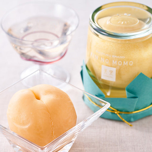 小ぶりな桃の瓶詰め 金の桃【岡山県産】