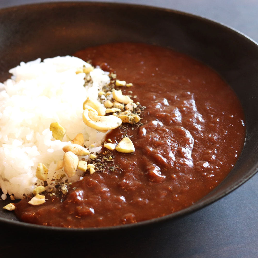 味の決め手は淡路島産玉ねぎ！オニオン島カレー3種類食べ比べセット【兵庫県淡路島産】