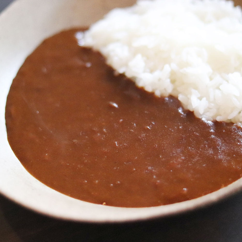 欧風カレーの味の決め手は淡路島産玉ねぎ！オニオン島カレー 中辛5食セット【兵庫県淡路島産】